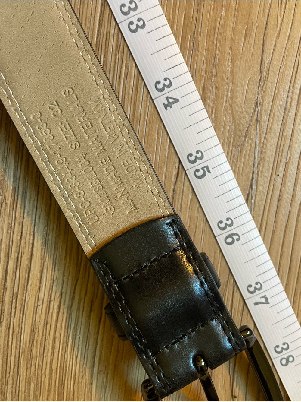 Black Leather Men's Belt with Gold Buckle - Picture 3 of 3